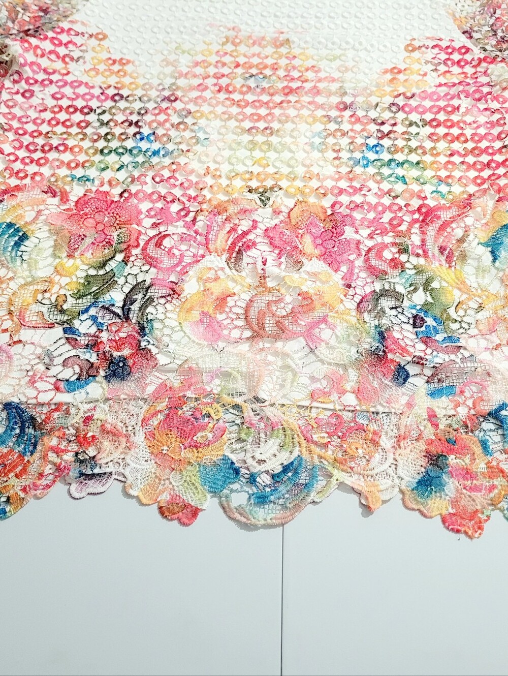 Soft Surroundings Lace Tunic Top Size Large Floral Crochet Overlay Boho Romantic - Picture 10 of 11